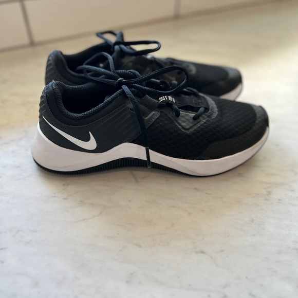 Nike Shoes - Womans Nikes Black and white size 7.5
